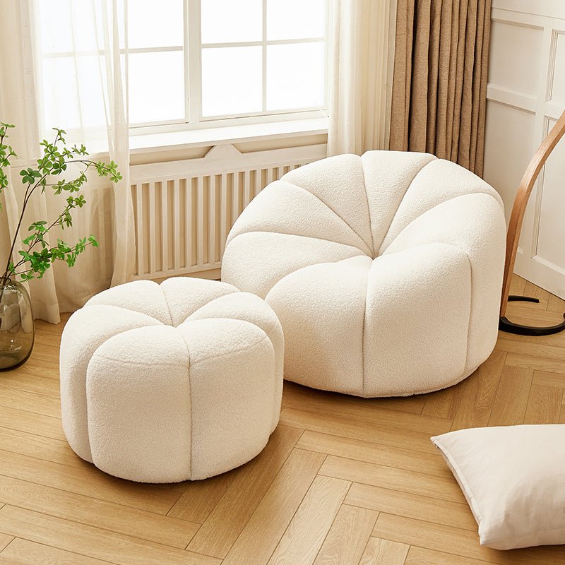 Arsav Pumpkin Armchair, White Boucle - Miola