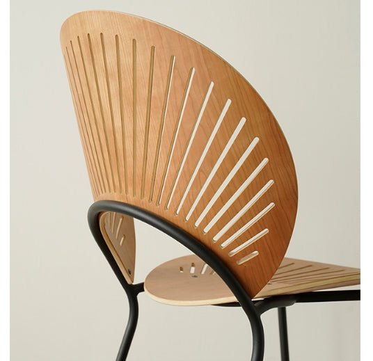 A Set of 2 Conker Dining Chair, Solid Wood - Miola