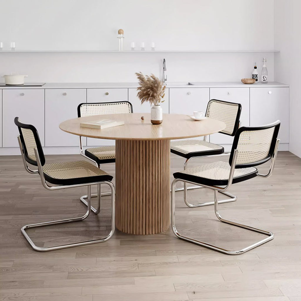 Ivar Round Dining Table, Oak Or Walnut - Miola