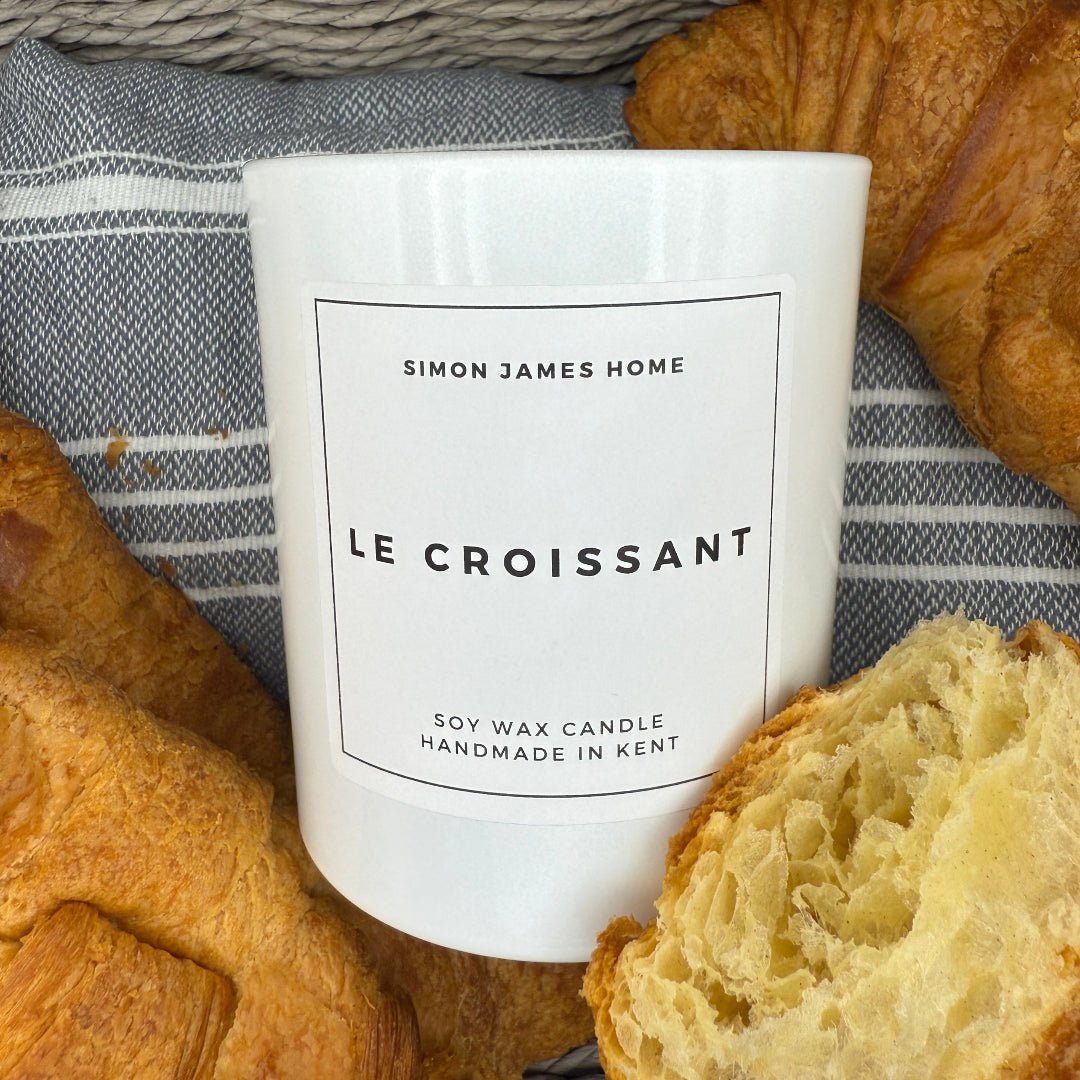 Le Croissant Candle - Handmade Soy Wax - The Ultimate Croissant Candle - Miola