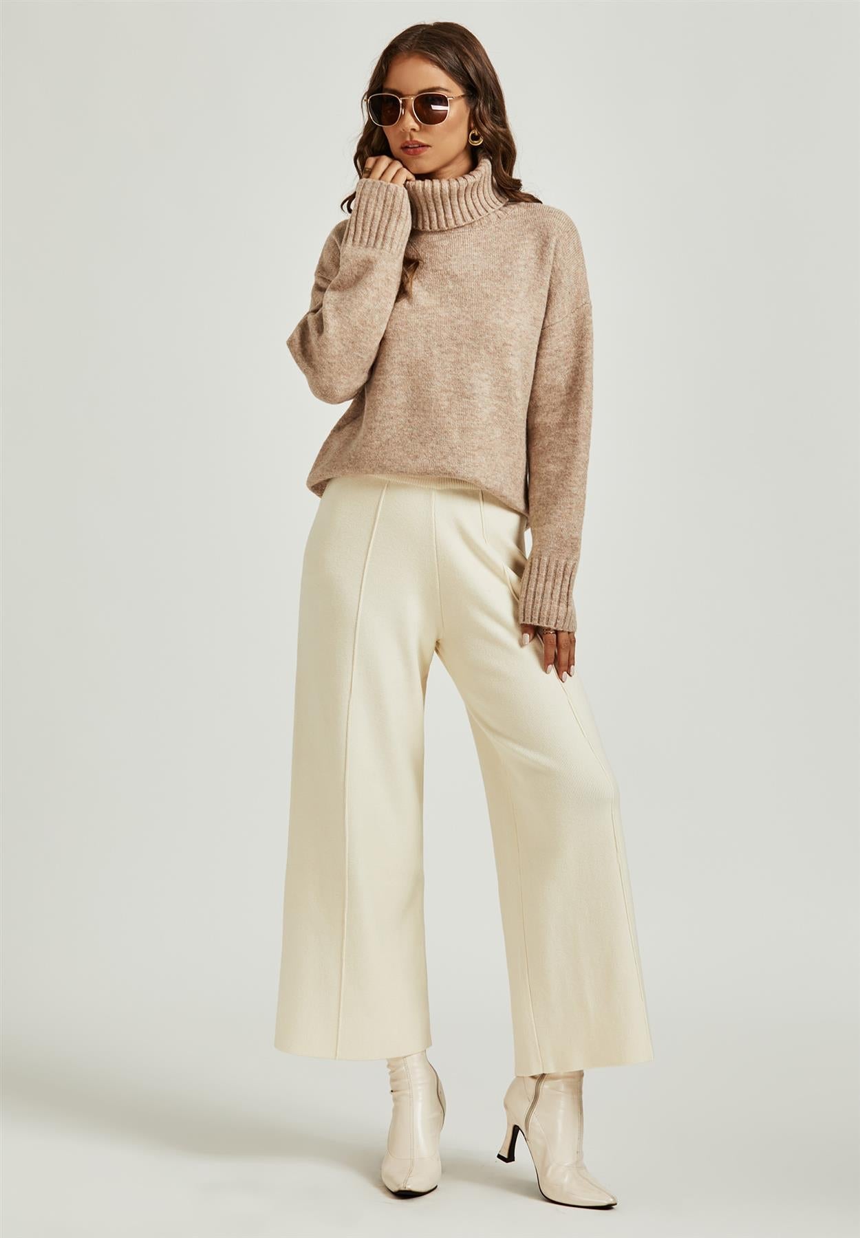 Jumper Top with High Neck in Cream - Miola