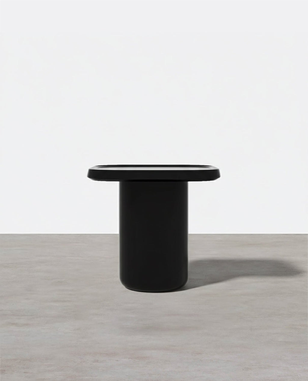 Penn Side Table, Black / Red - Miola