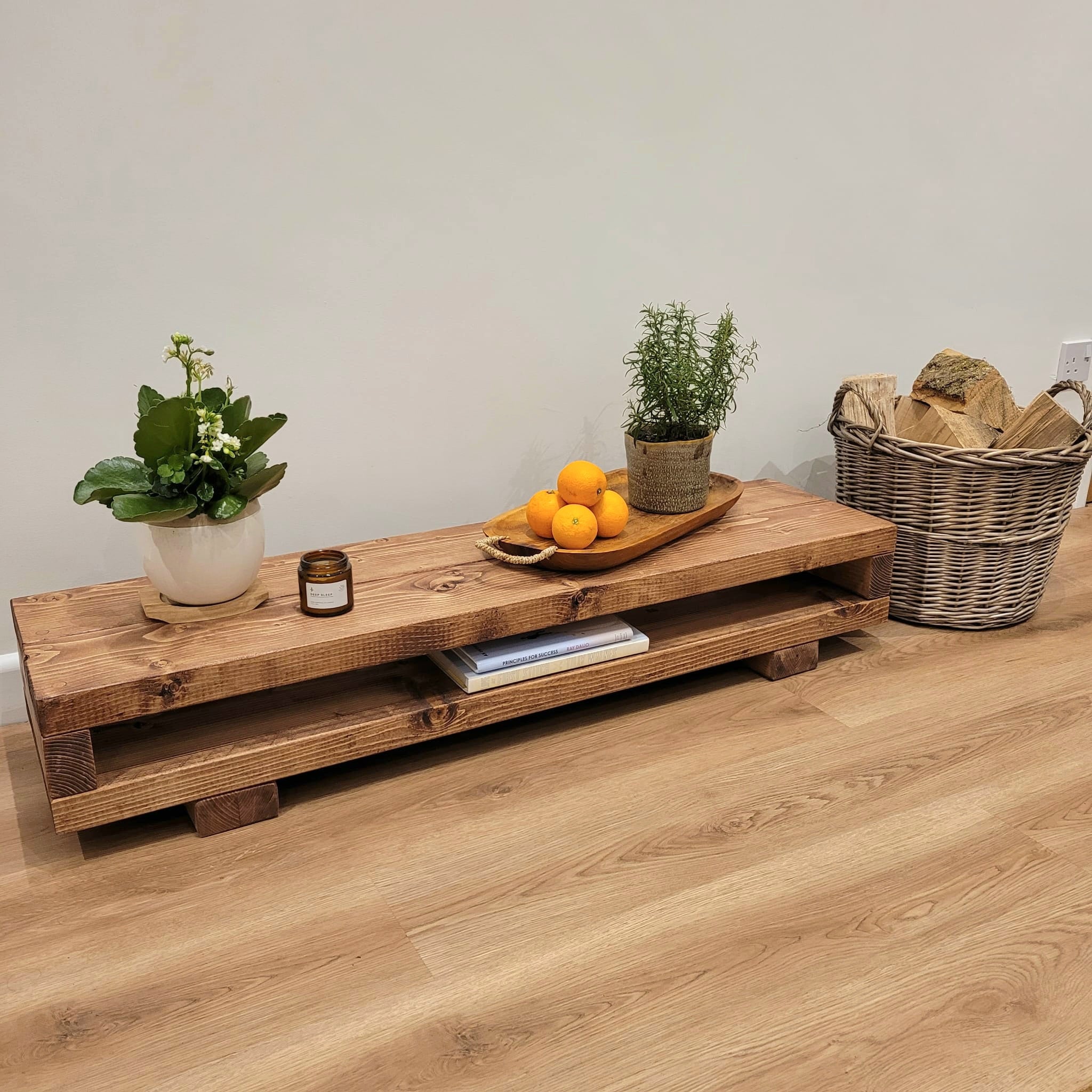 VIOT Low Solid Wood Chunky TV Unit