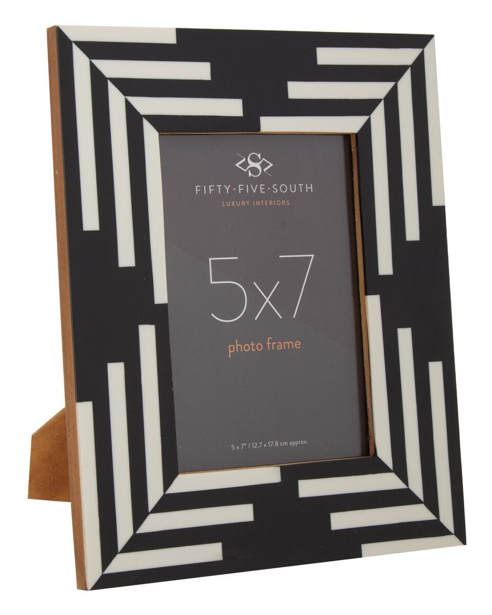 Donato 5In X 7In Black And White Stripe Photo Frame - Miola