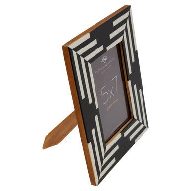 Donato 5In X 7In Black And White Stripe Photo Frame - Miola