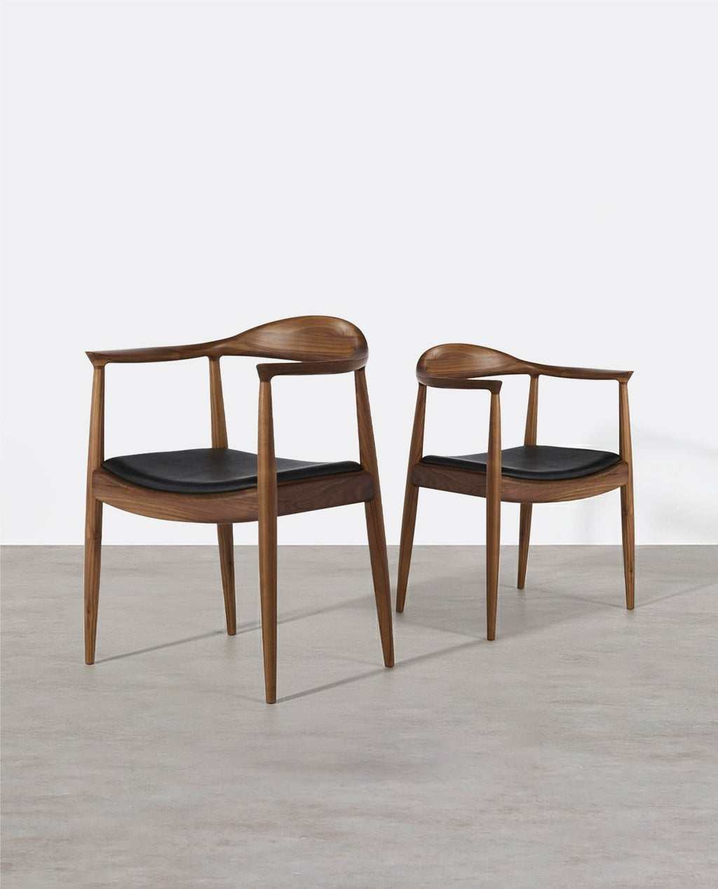 A Set of Classic Kennedy Style Dining Chairs, Oak - Miola