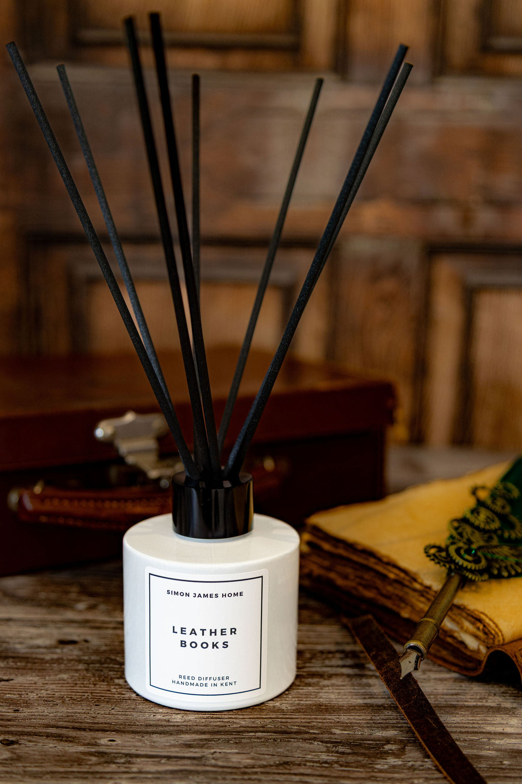 Leather Books Reed Diffuser - Miola