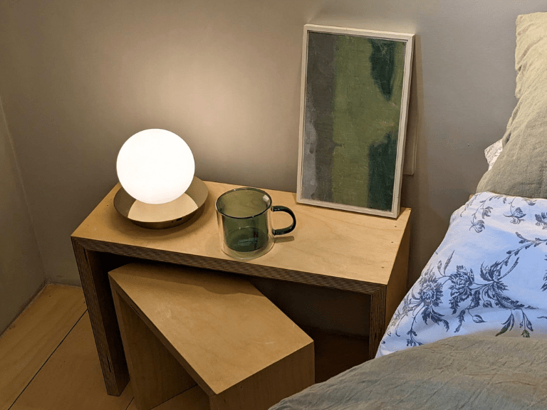 Brass opal disk cordless table lamp - Miola