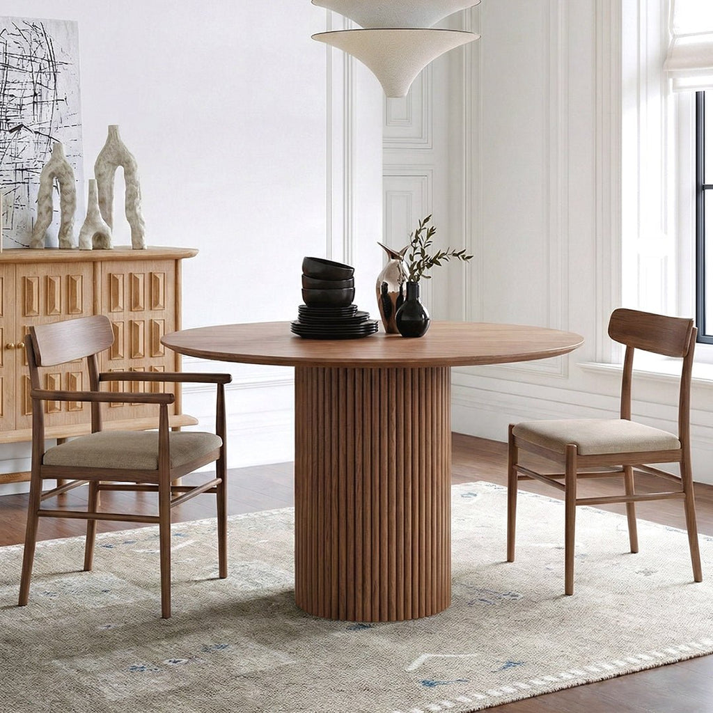 Ivar Round Dining Table, Oak Or Walnut - Miola