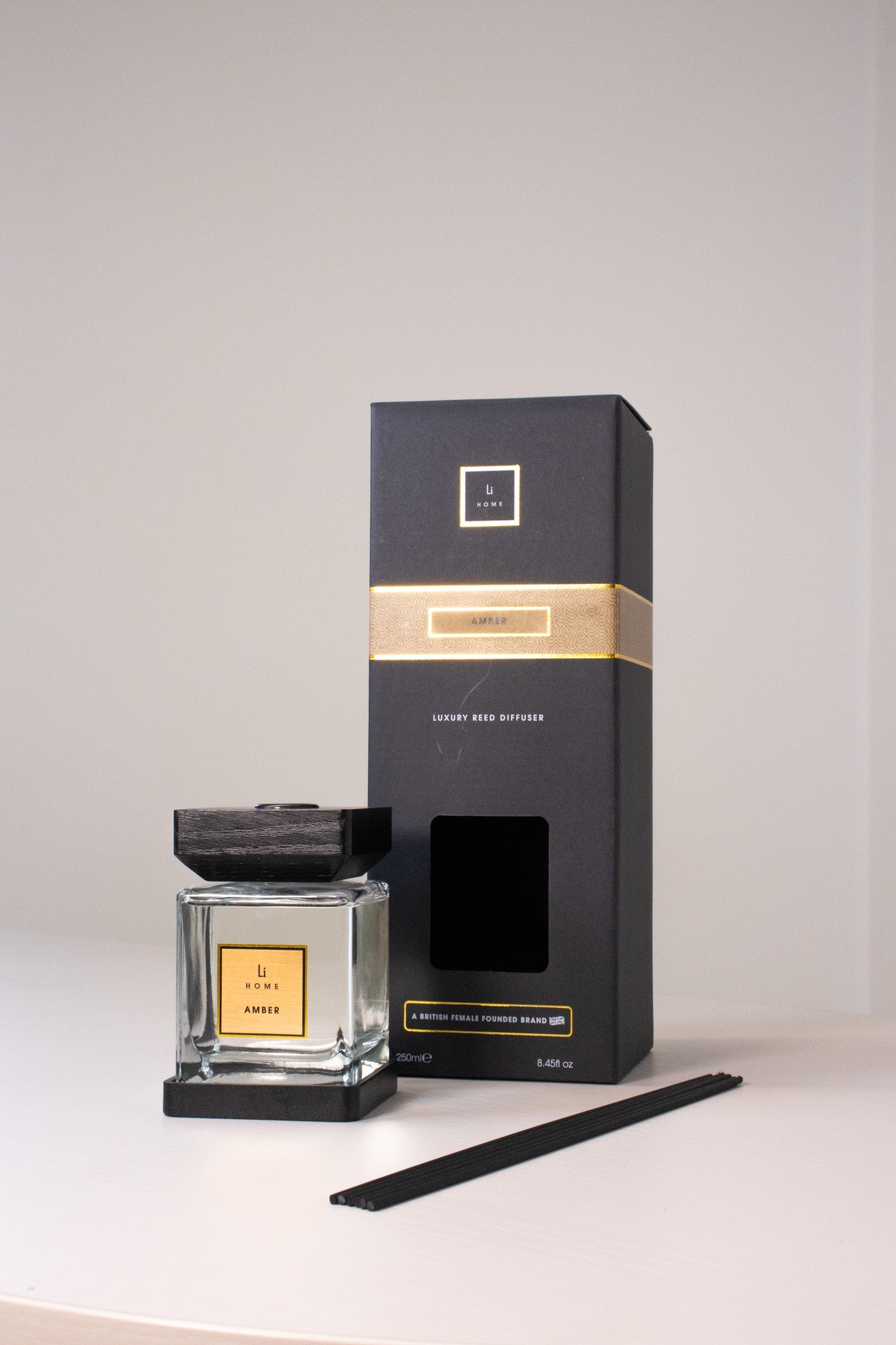 Luxury Square Diffuser - Amber - Miola