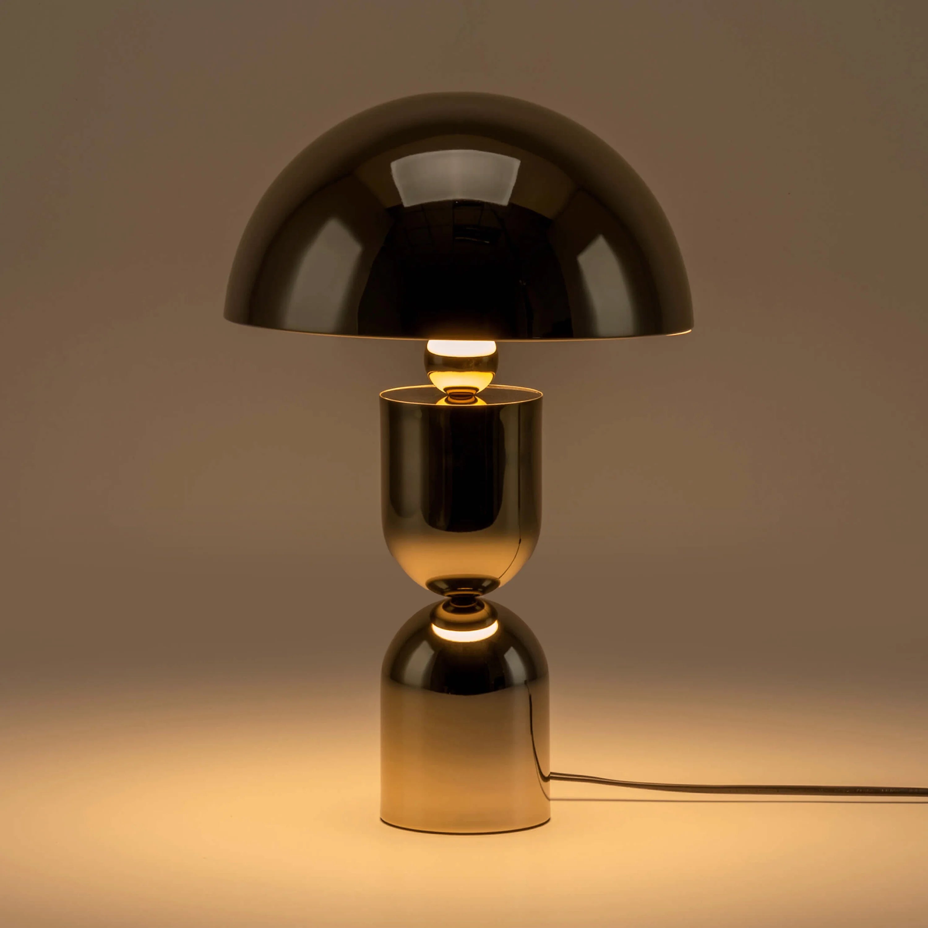 Brass dome mushroom table lamp