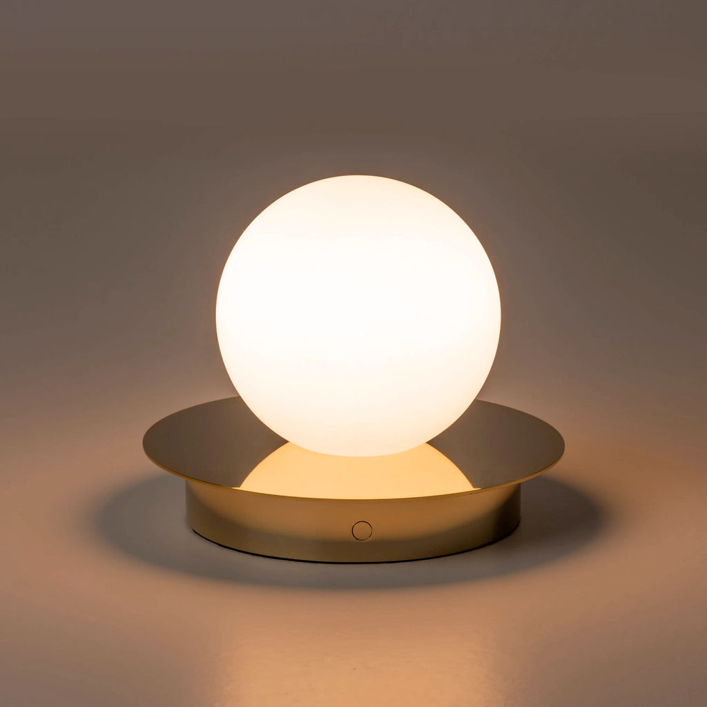Brass opal disk cordless table lamp - Miola