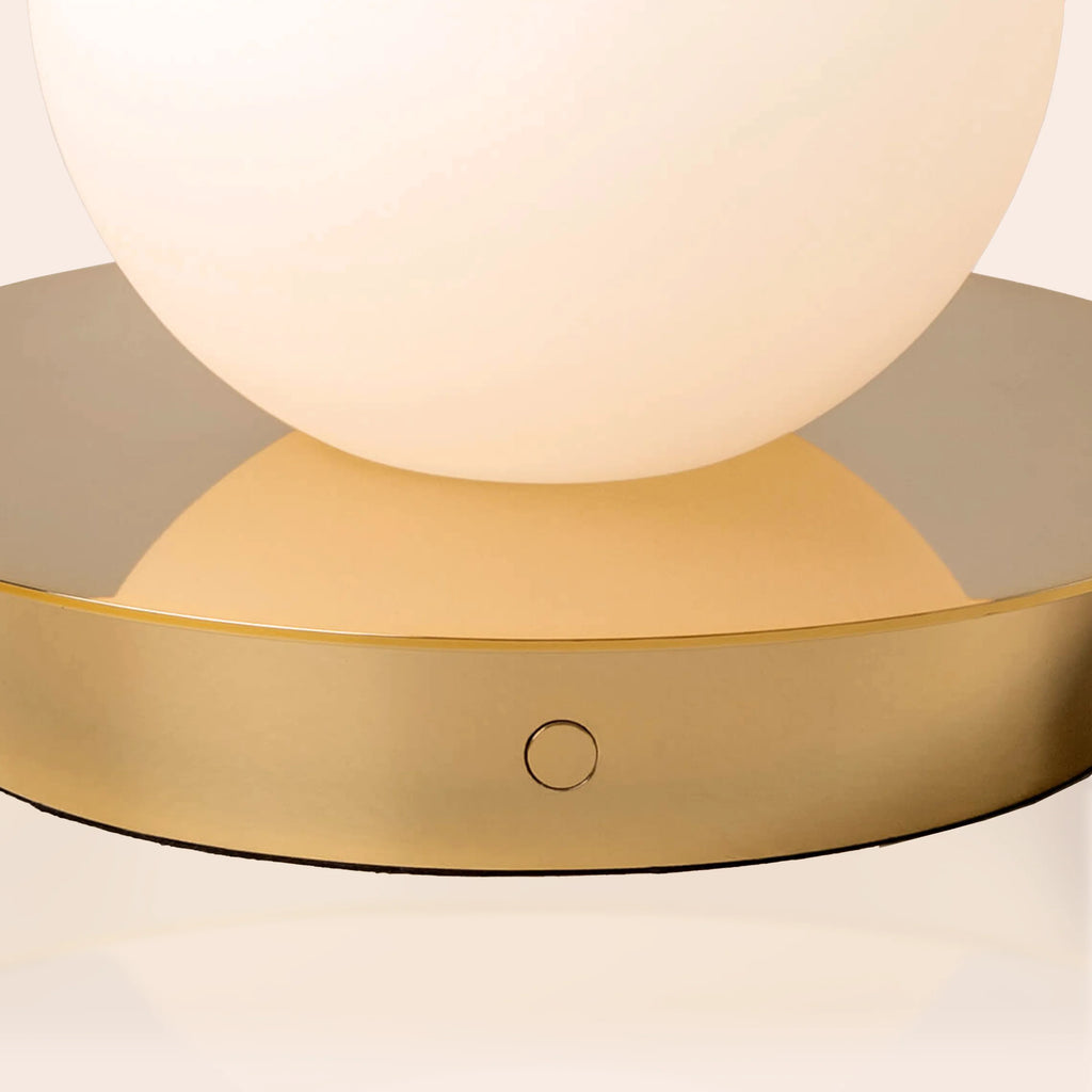 Brass opal disk cordless table lamp - Miola