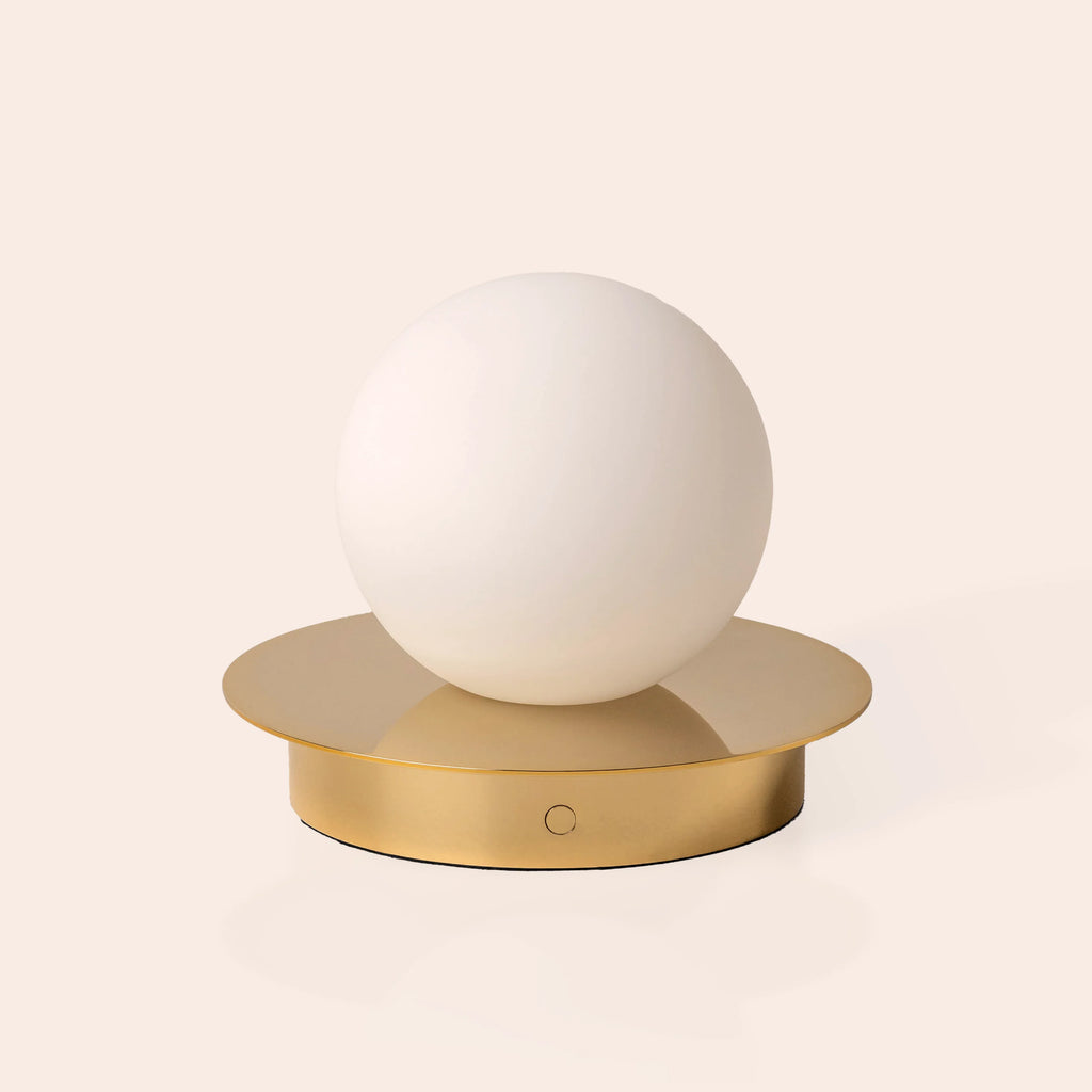 Brass opal disk cordless table lamp - Miola