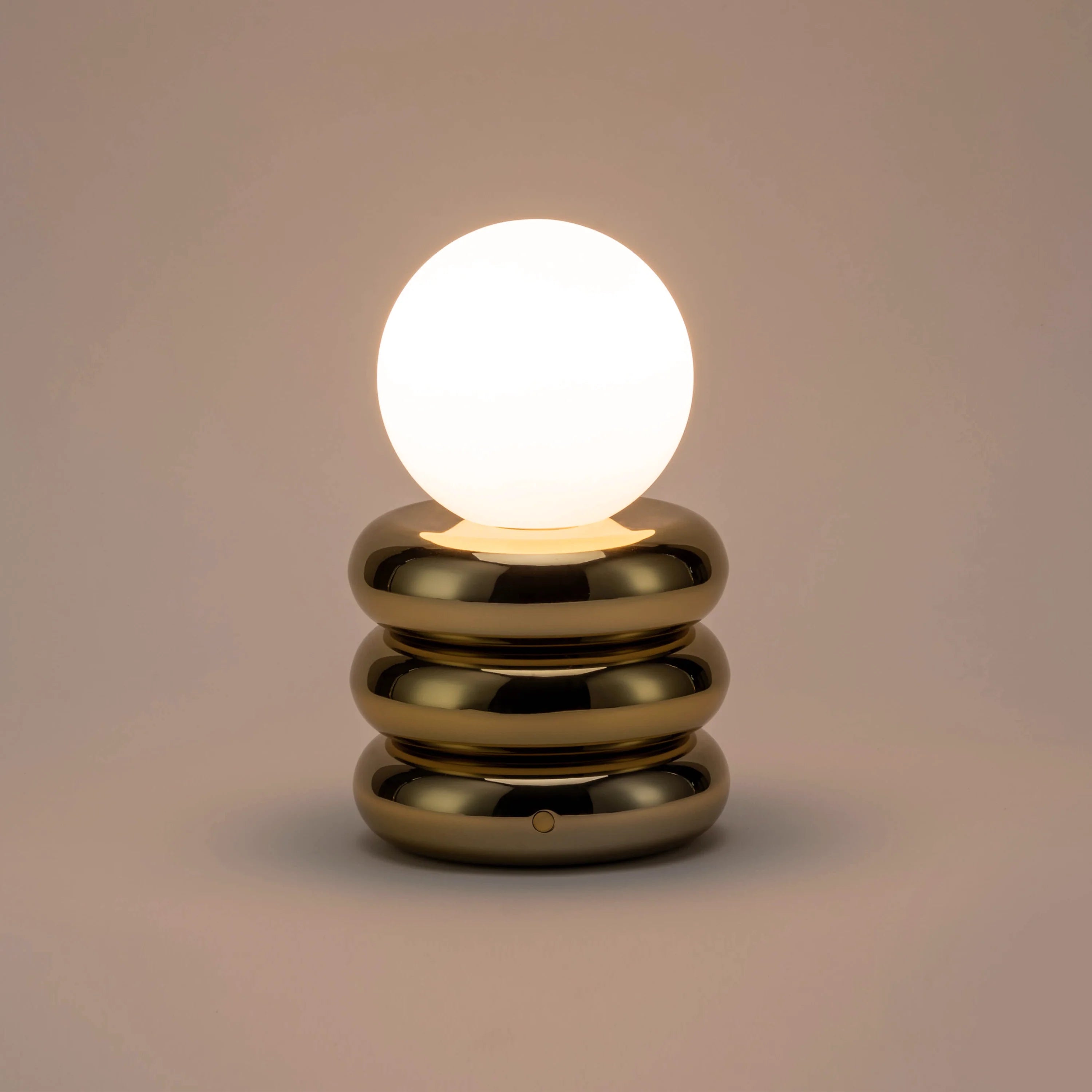 Brass tube cordless table lamp - Miola