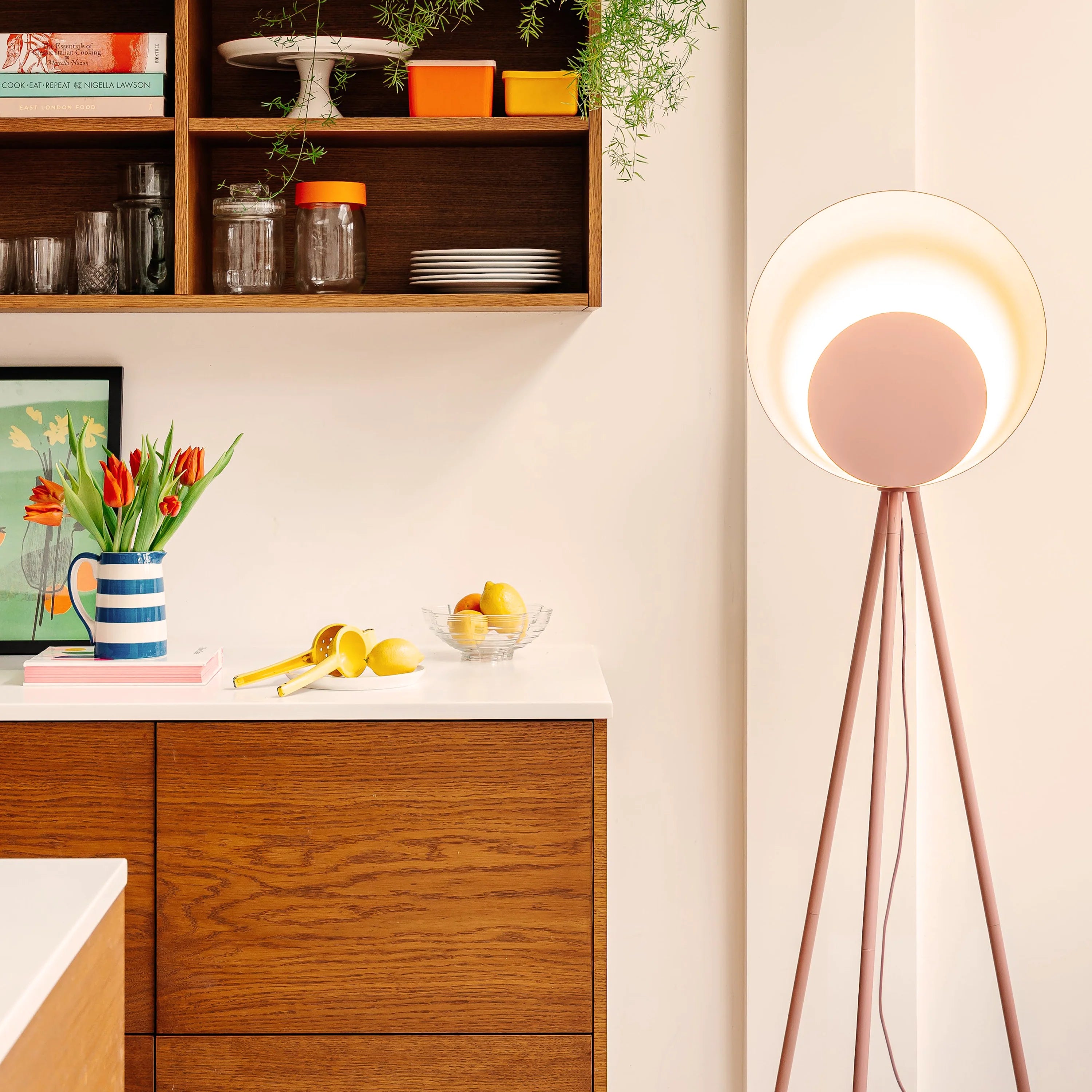 Blossom pink diffuser floor lamp - Miola