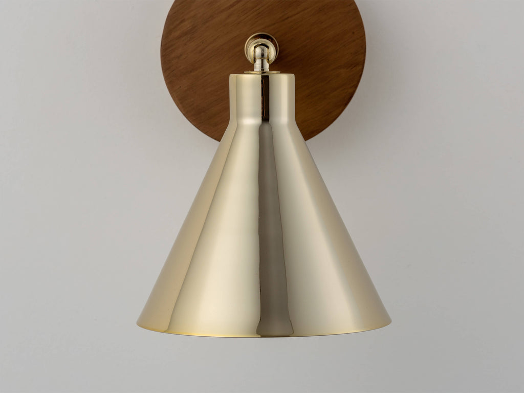 Brass cone wall light - Miola
