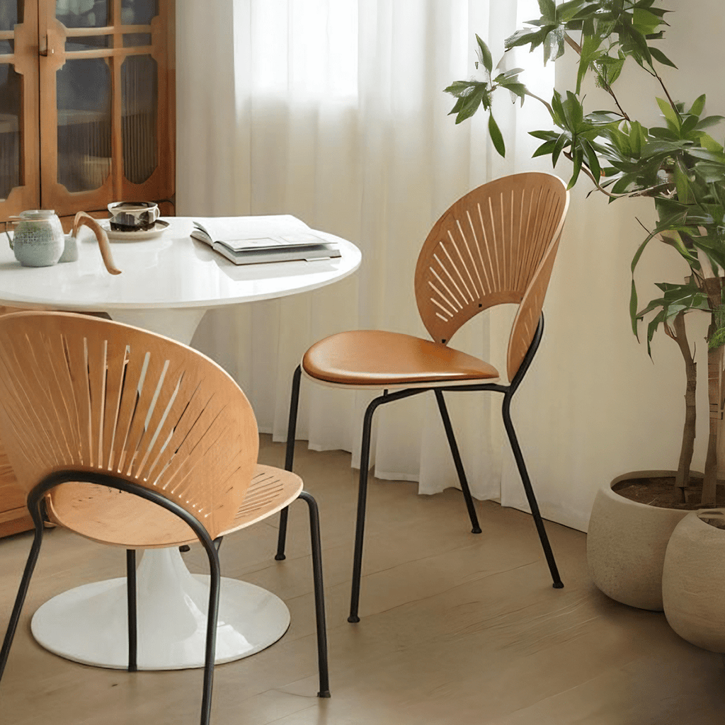 A Set of 2 Conker Dining Chair, Solid Wood - Miola