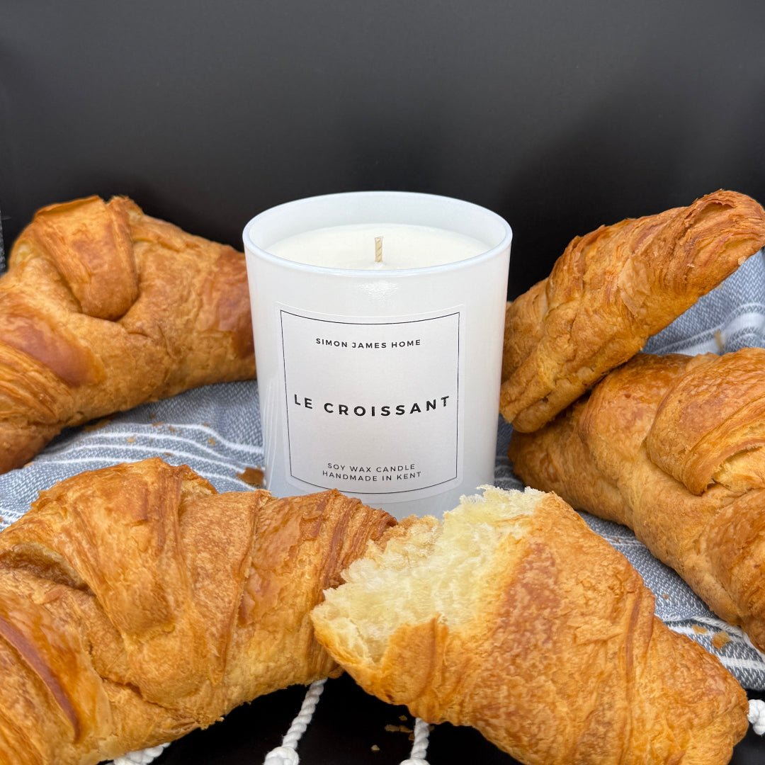 Le Croissant Candle - Handmade Soy Wax - The Ultimate Croissant Candle - Miola