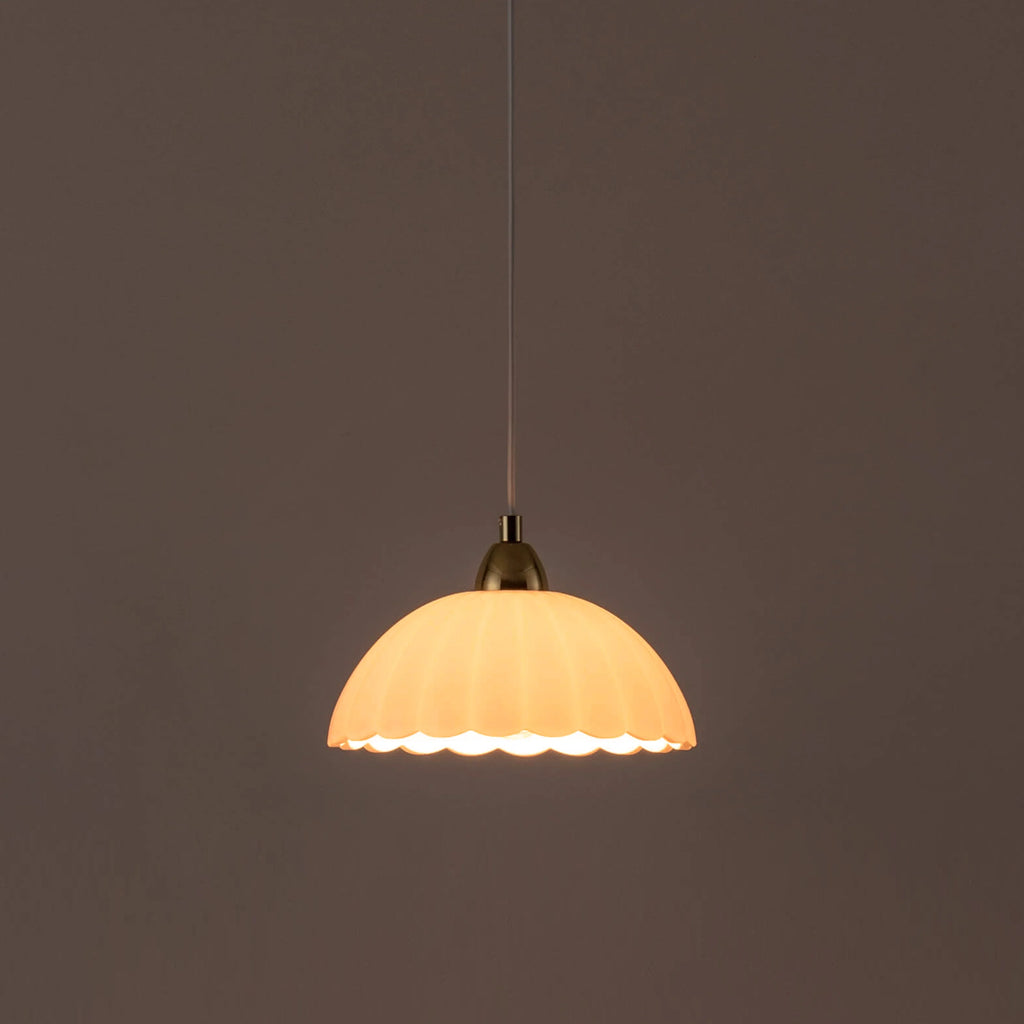 White flower pendant ceiling light - Miola
