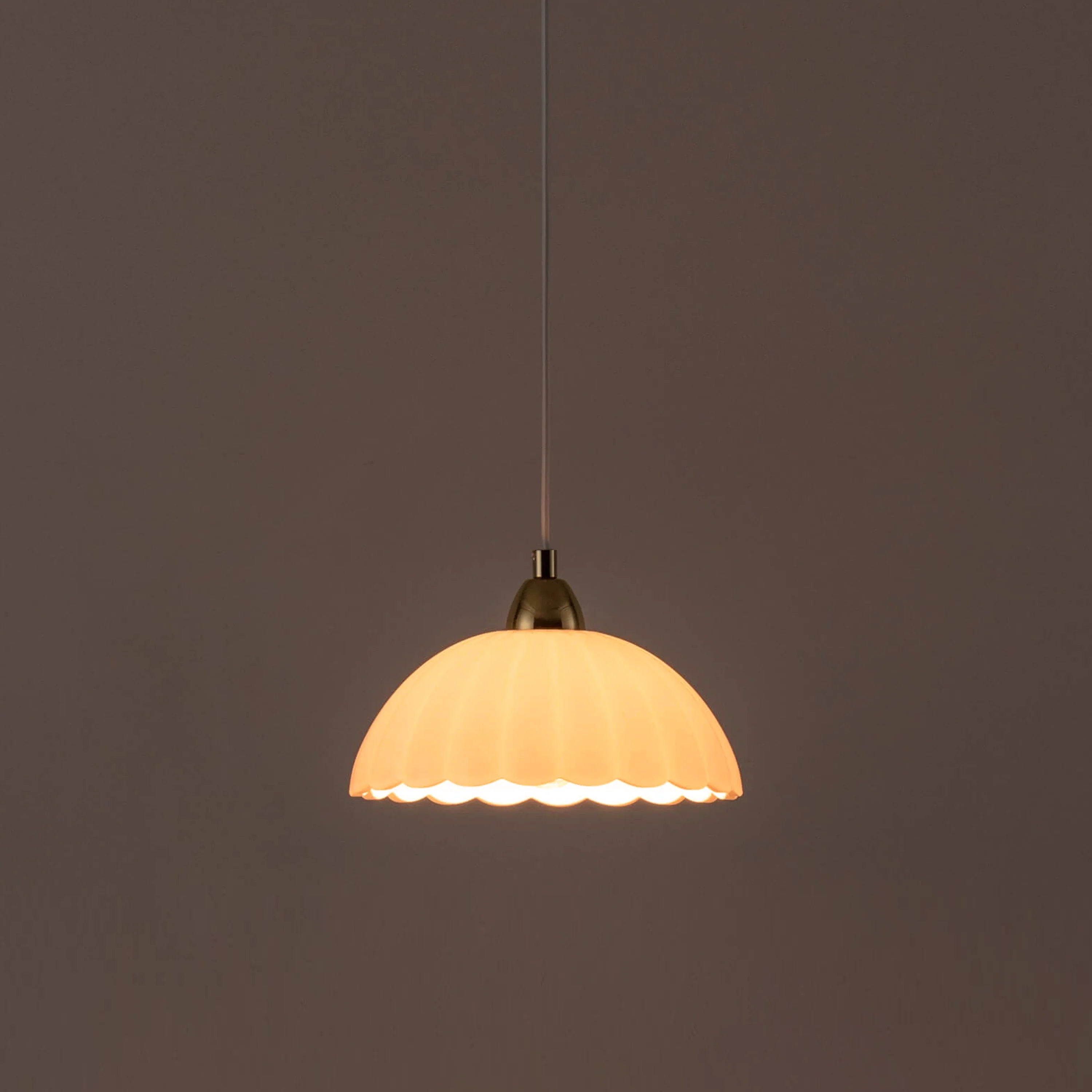 White flower pendant ceiling light
