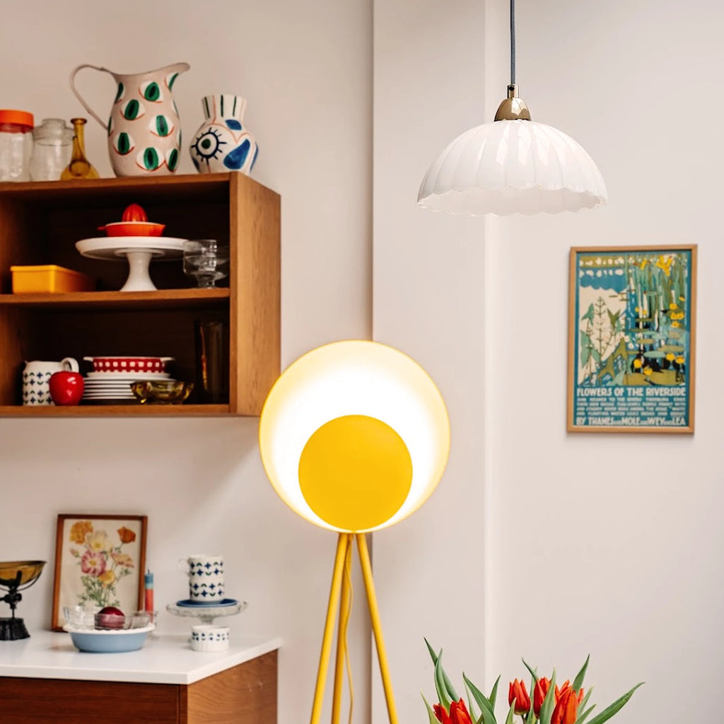 White flower pendant ceiling light - Miola