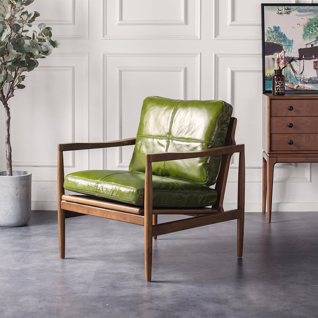 Hans Style CH22 Armchair, Solid Wood - Miola