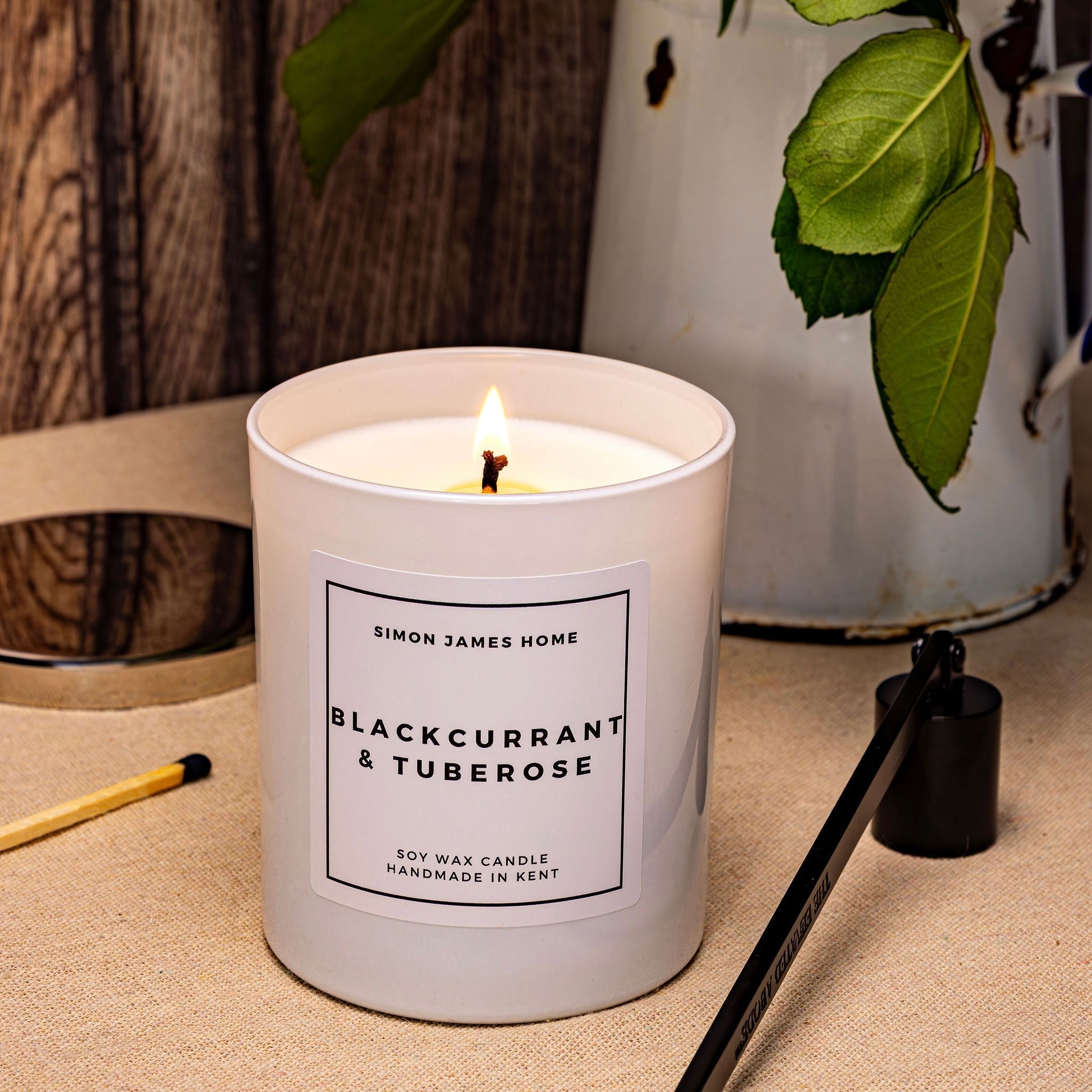 Blackcurrant & Tuberose Candle - Handmade, Soy Wax