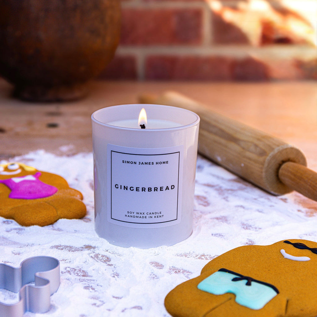 Gingerbread Candle - Handmade Soy Wax - Miola