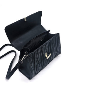 Swan Embossed Pattern Shoulder Bag