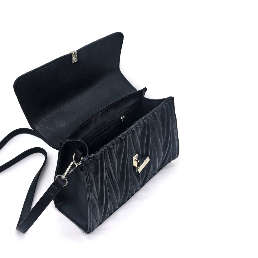 Swan Embossed Pattern Shoulder Bag