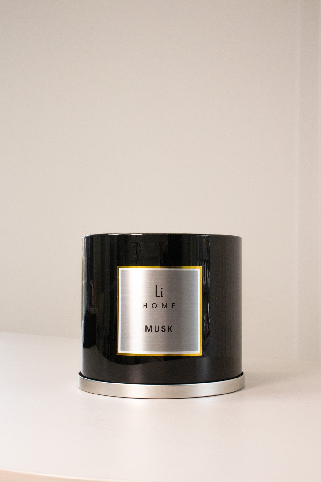 XL Candle - Musk - Miola