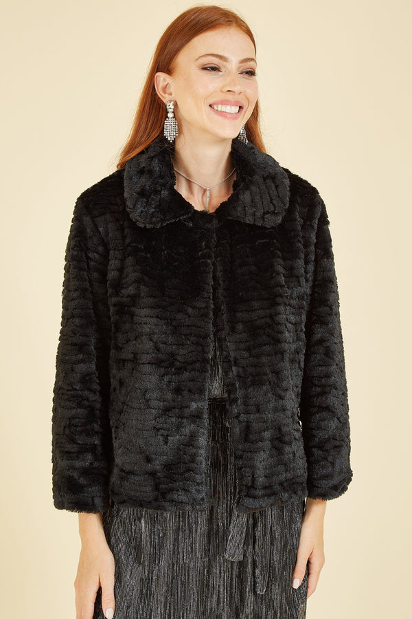 Black Faux Fur Short Jacket - Miola
