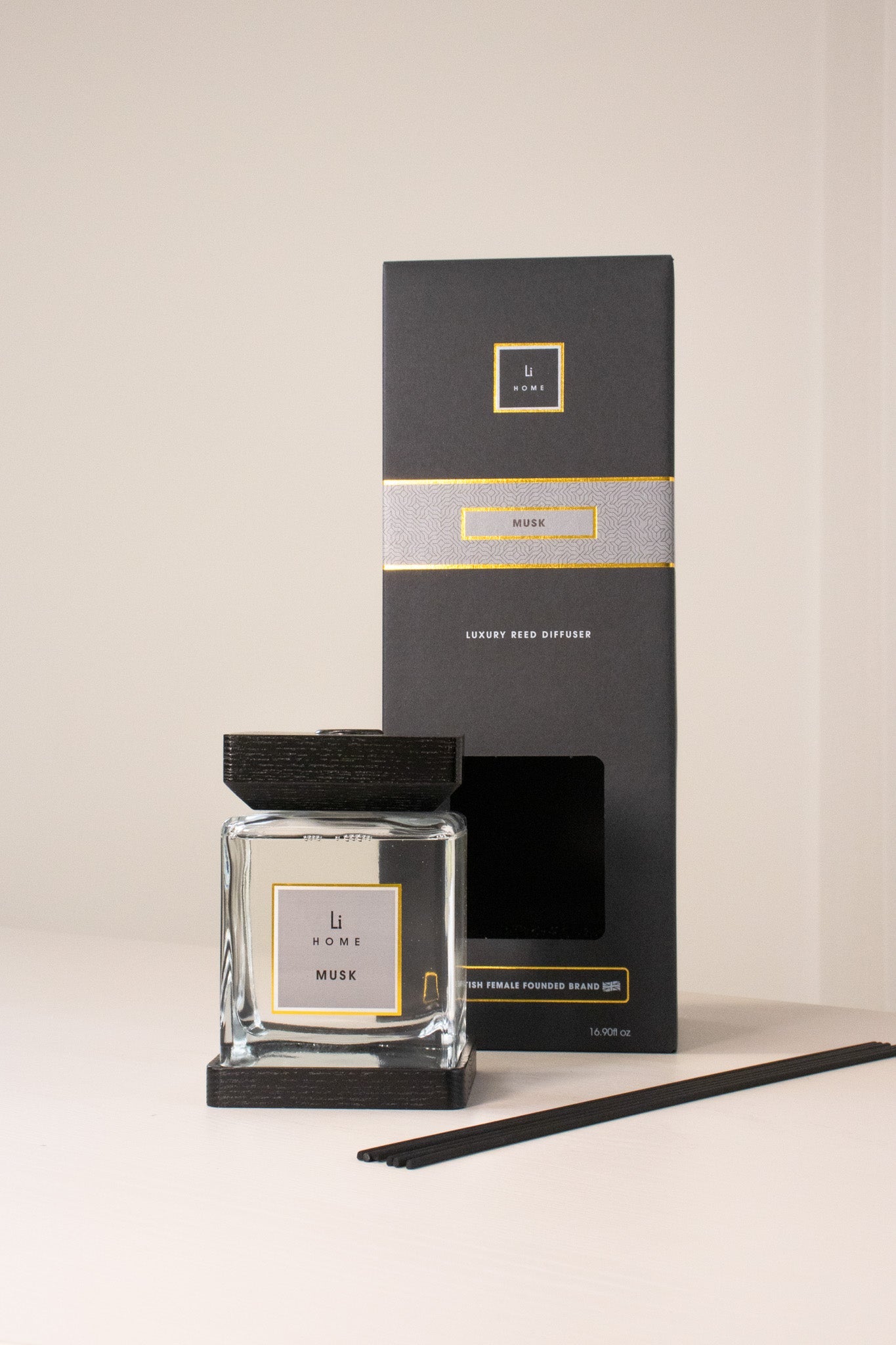 Luxury Square Diffuser - Musk - Miola