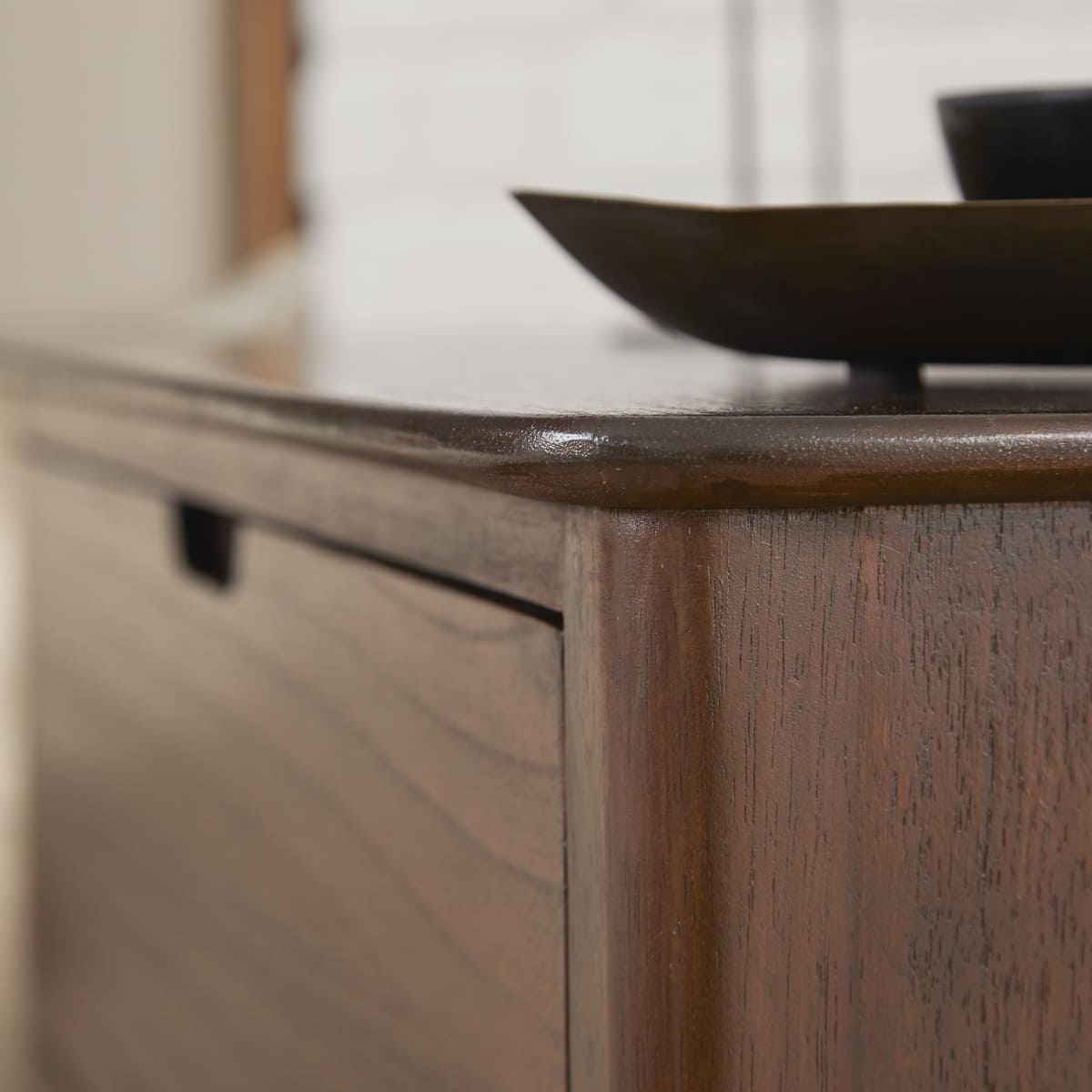 Norway Walnut Chest of 3 Drawers - Miola