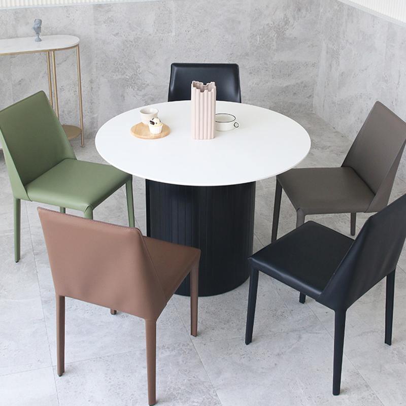 Barbican Round Dining Table - Miola