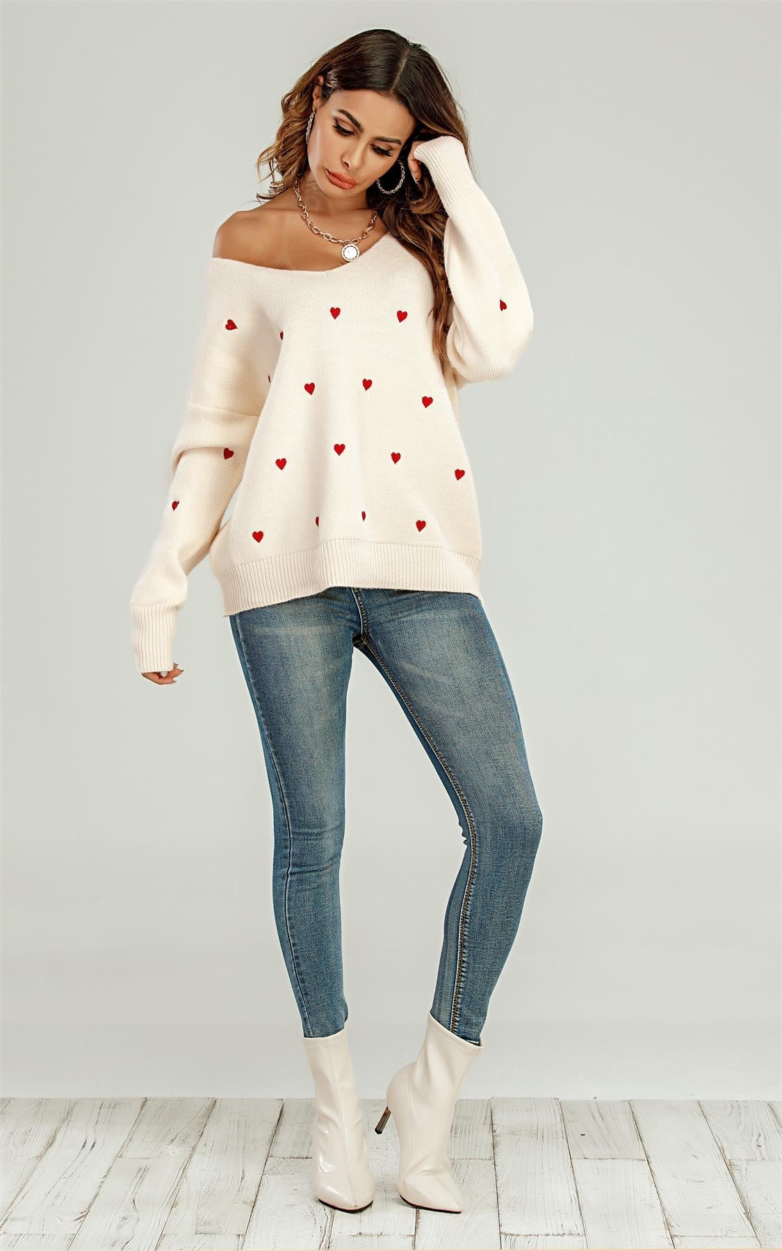 Embroidery Red Heart V Neck Jumper in Cream - Miola