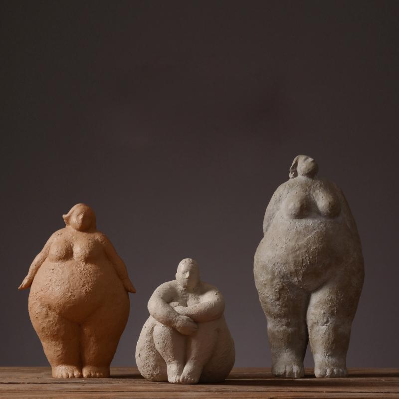 Decoration: Woman - Miola