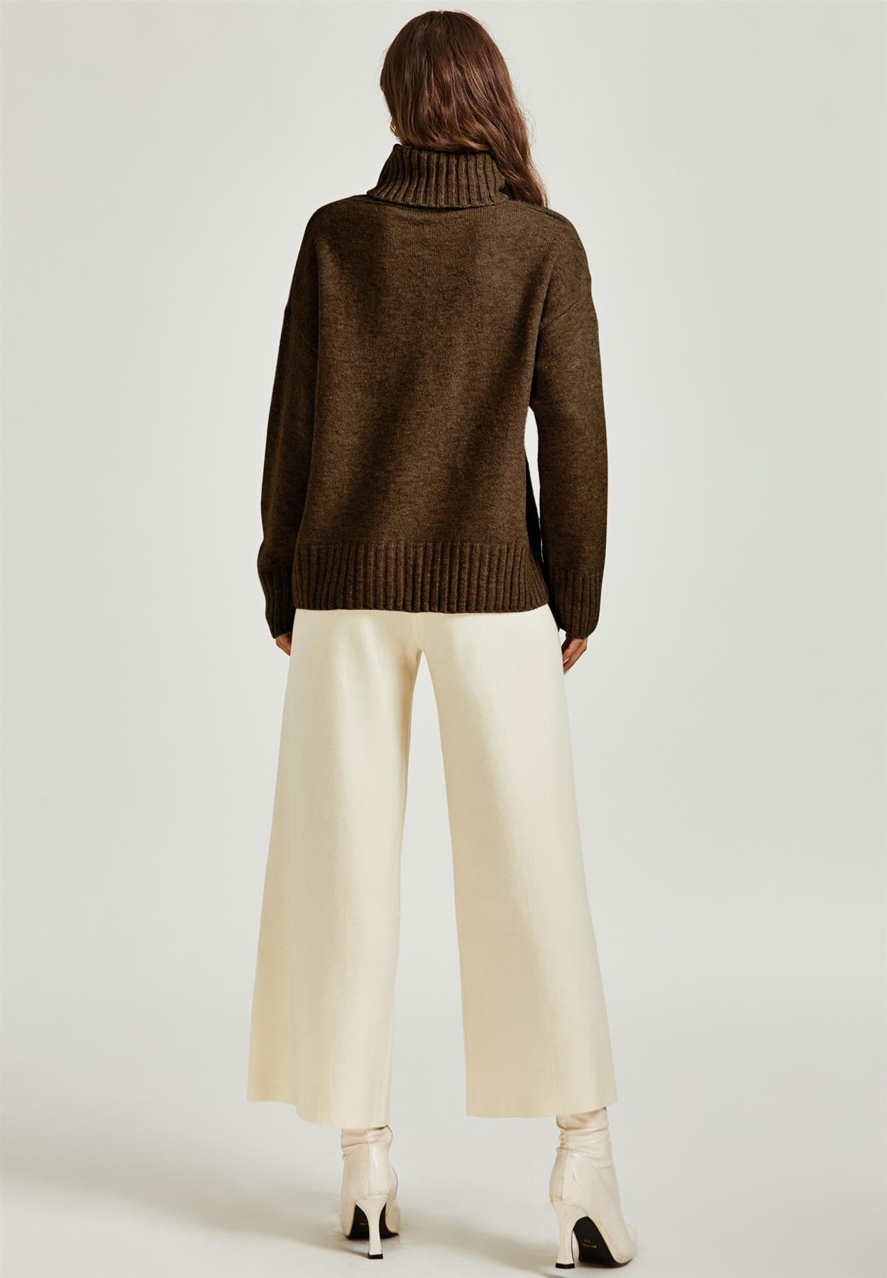 Jumper Top With High Neck In Brown