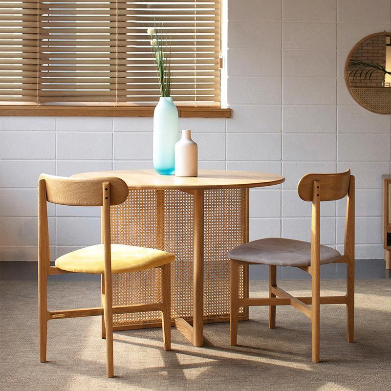Bruce Rattan Dining Table, Light Oak, Round - Miola