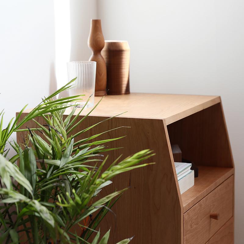 I09 Bedside Table - Miola