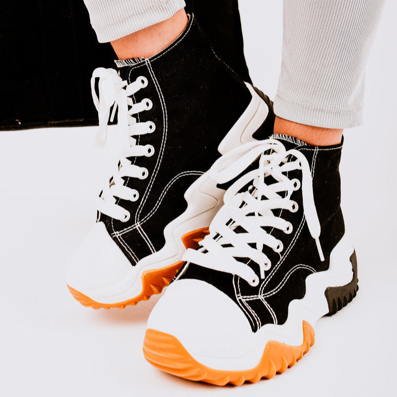 Chunky Platform Round Toe Lace Up Trainers