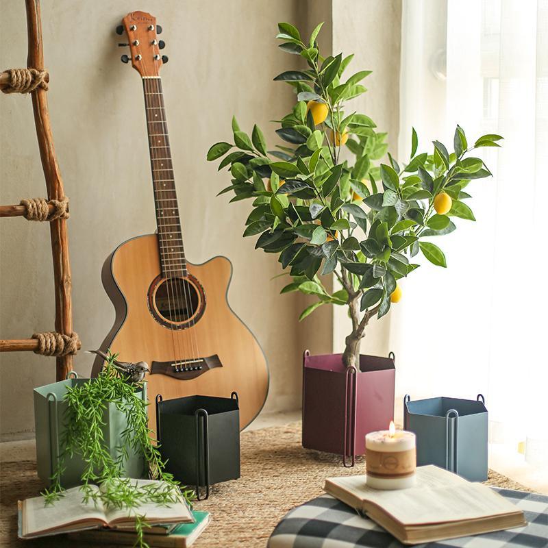 MI48 A Set Of Four Indoor Plant Stands - Miola