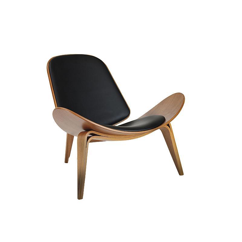 Hans Wegner CH07 Shell Chair, Brown & Oak - Miola
