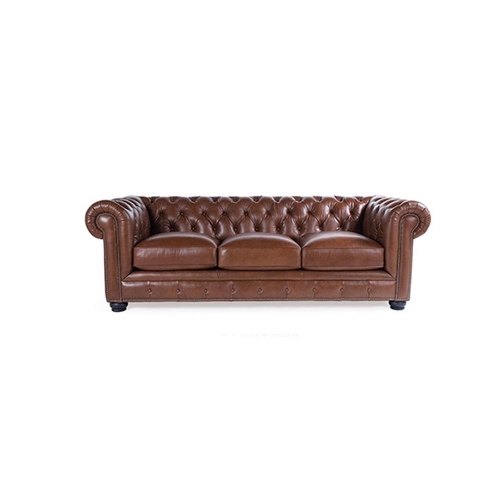The Chesterfield Armchair - Miola