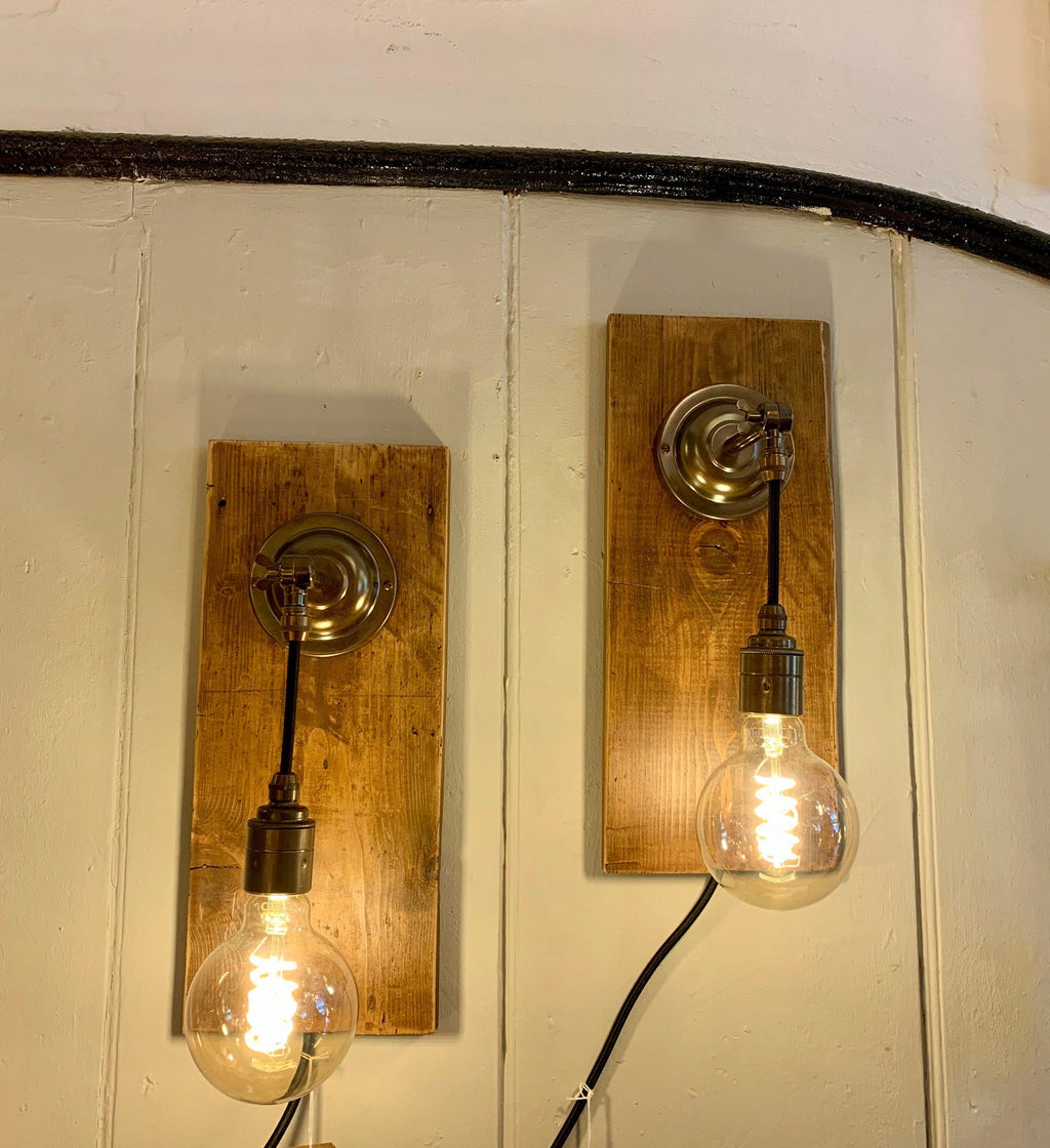 Wall Light Sconce - Miola