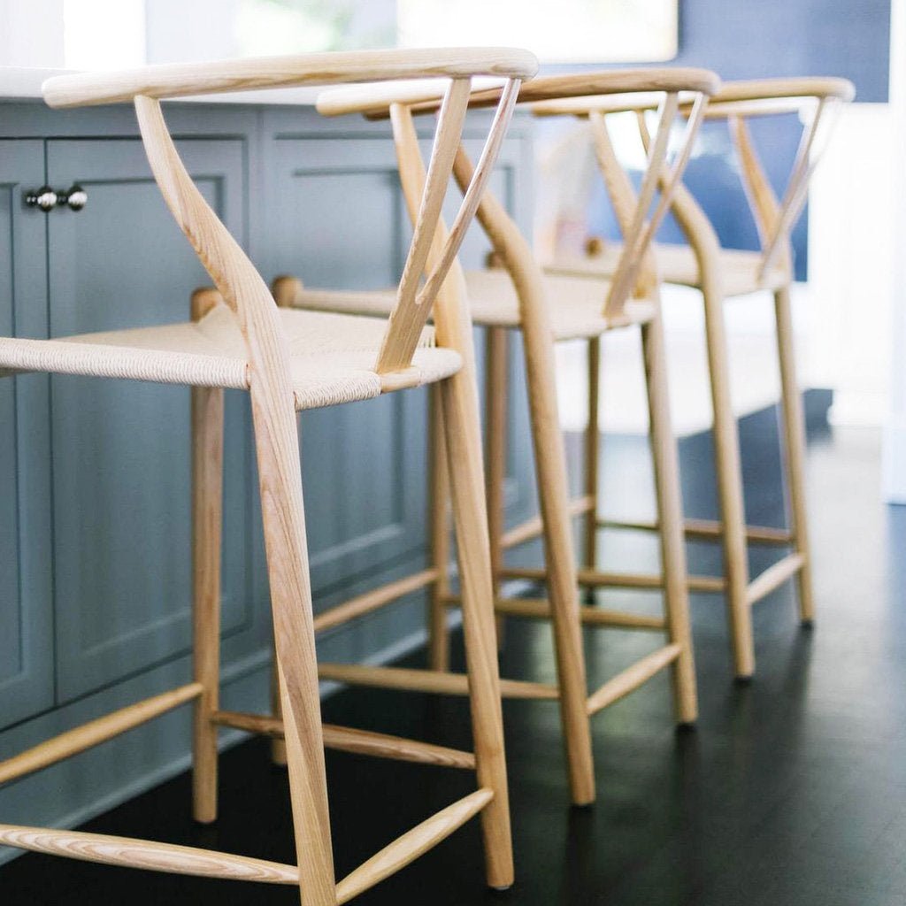 Wishbone Classical Bar Stool, Black Ash - Miola