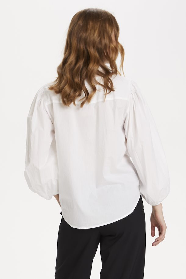Long-sleeved White Shirt